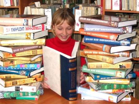 11:39 К 1 сентября библиотеки города Шумерли инициировали акцию «Вместе с книгой в страну знаний»